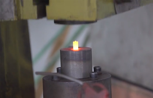 Hot forging to shape the head